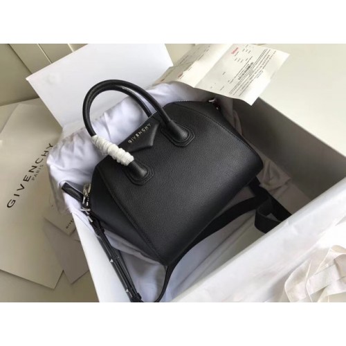 Givenchy Borsa Antigona piccola in pelle di vitello granulata BB0511 nera