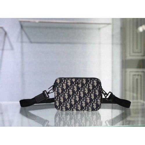 Pelle di vitello granulata nera e jacquard Dior Oblique C1911