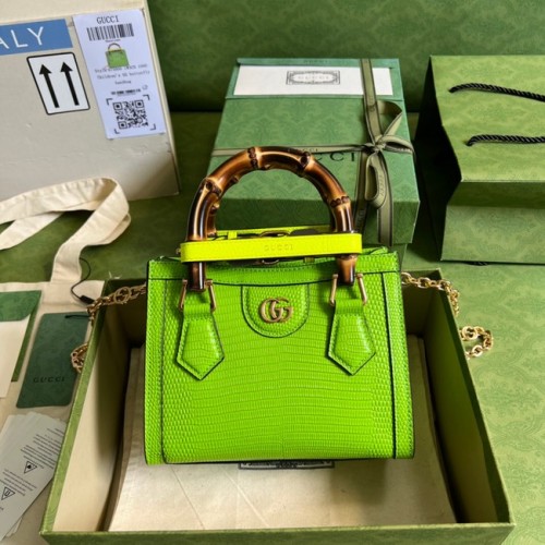Borsa mini Gucci Diana lucertola 675800 Verde fluo