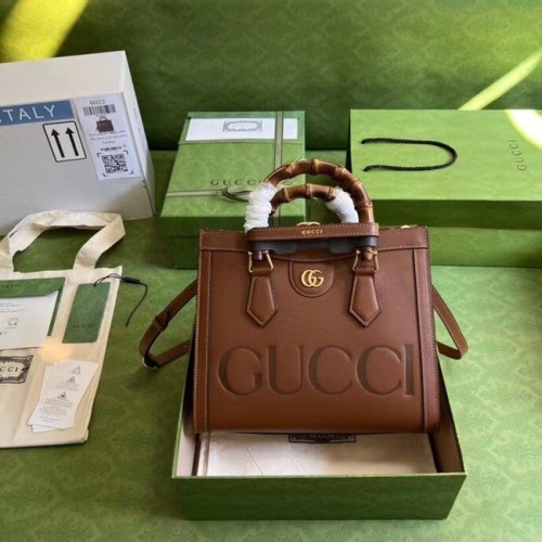Borsa tote piccola Gucci Diana A660195 Marrone