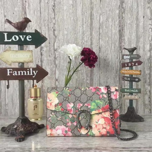 Borsa a tracolla in tela Gucci Dionysus GG Supreme 409340 Marrone