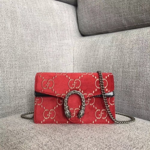 Borsa Gucci Dionysus GG super mini in velluto 476432 rossa