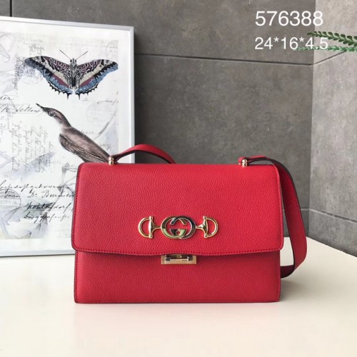Borsa a tracolla in pelle GG Gucci A576388 rossa