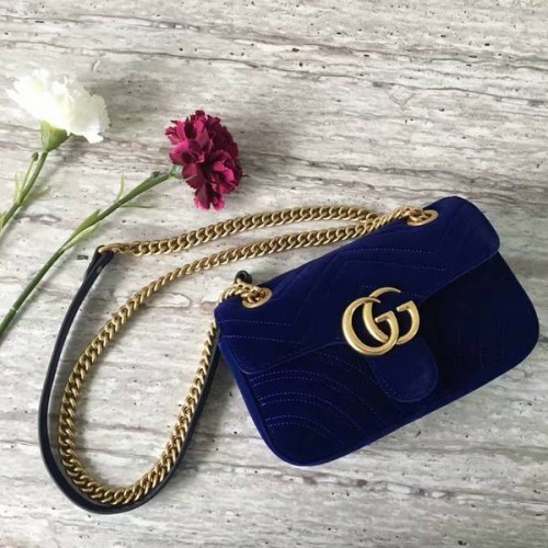 Borsa a tracolla mini in pelle scamosciata Gucci GG Marmont 446744 blu scuro