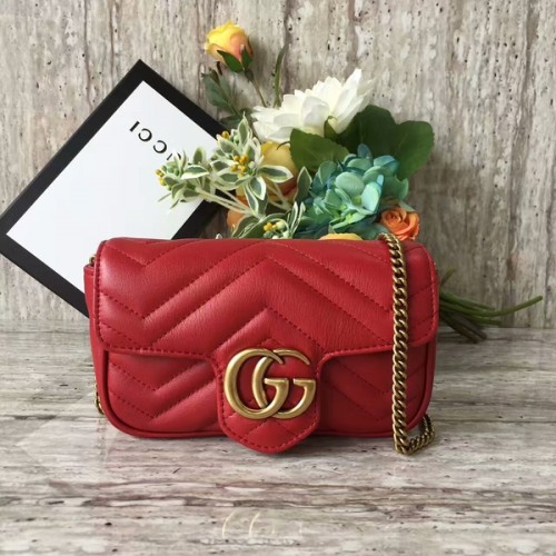 Borsa a tracolla Gucci GG Marmont Velvet Nano 476433A rossa