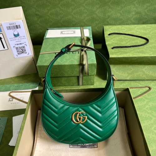Mini borsa Gucci GG Marmont a forma di mezzaluna 699514 verde