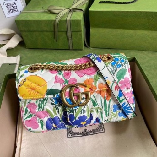 Borsa Gucci GG Marmont matelasse Mini 446744 Fiori bianchi
