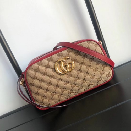 Borsa a tracolla piccola Gucci GG Marmont 447632 rossa