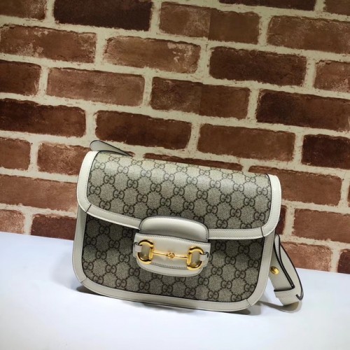 Borsa a tracolla in tela Gucci GG Supreme 602204 bianca