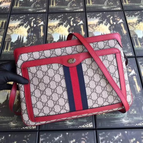 Borsa a spalla media Gucci GG Supreme 523354 rossa