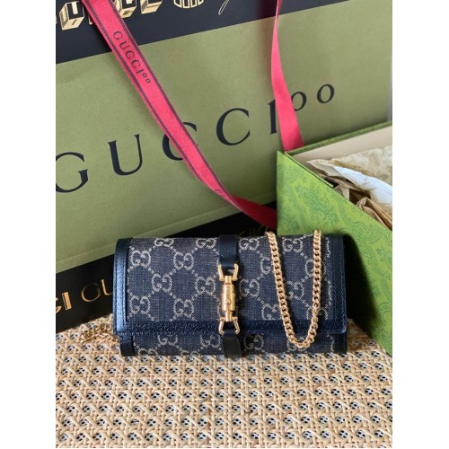 Portafoglio Gucci Jackie 1961 con catena GG 652681 blu