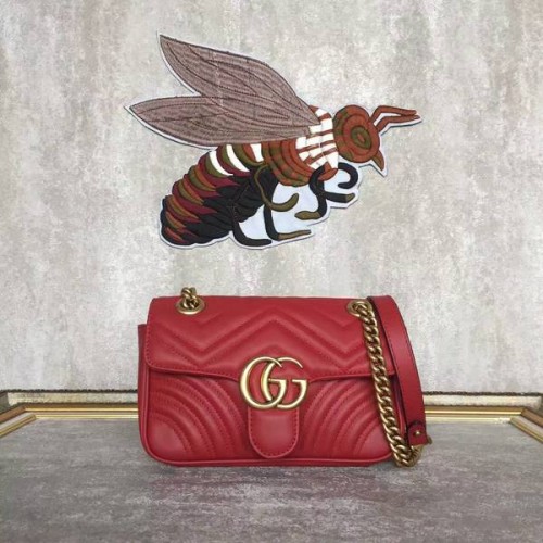 Borsa a tracolla mini Gucci Now GG Marmont 446744 rossa