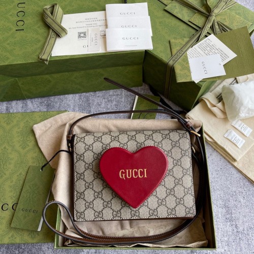 Borsa a cuore in pelle originale Gucci 637048 rossa