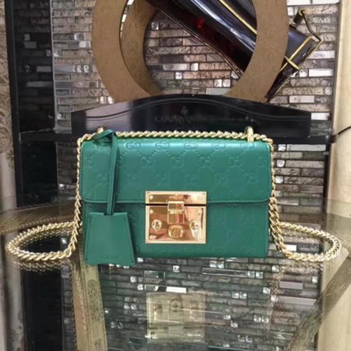 Borsa a tracolla Gucci con lucchetto Gucci Signature Mini 409487 Verde