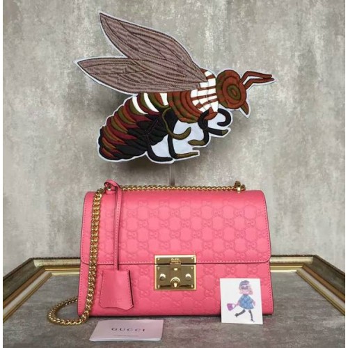 Borsa a tracolla Gucci Signature serie Gucci Padlock 409486 Rosa