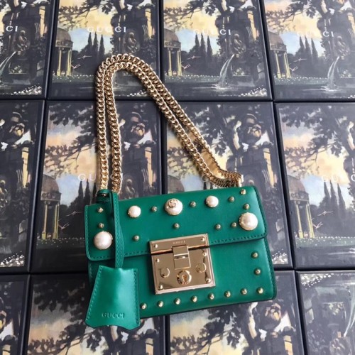 Borsa a spalla Gucci Padlock piccola GG Pearl 409487 verde
