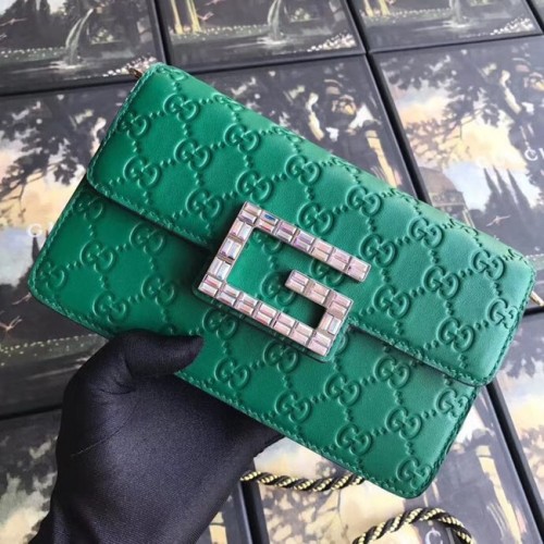 Borsa a spalla Gucci in pelle con Square G 544242 verde