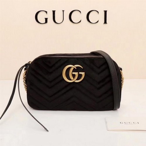 Borsa a tracolla in velluto Gucci GG Marmont Matelasse 447632 nera