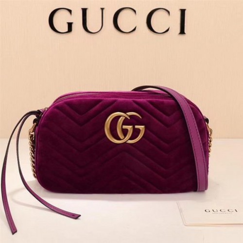 Borsa a tracolla in velluto Gucci GG Marmont Matelasse 447632 viola