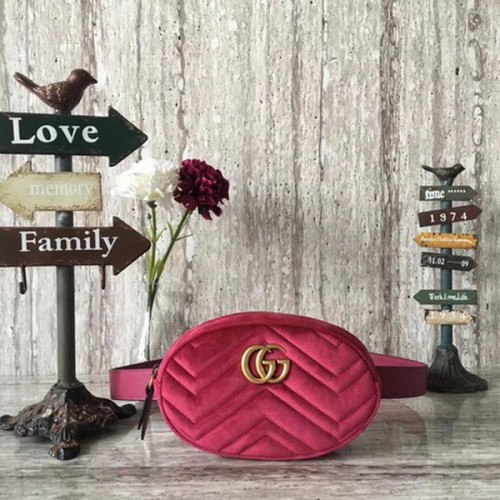 Marsupio in velluto Gucci GG Marmont 476434 rosa