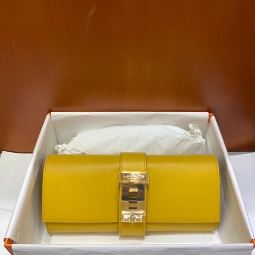 Hermes H Medor swift pochette in pelle 37566 hardware giallo e oro