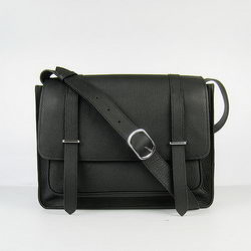 Hermes Jypsiere Togo Messenger Bag in pelle nera H2810