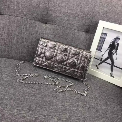 POCHETTE LADY DIOR CANNAGE LAMBSKIN S0204 Grigio argento