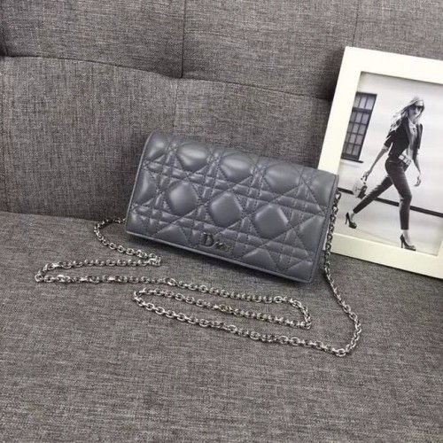 POCHETTE LADY DIOR IN PELLE DI AGNELLO CANNAGE GRIGIO S0204