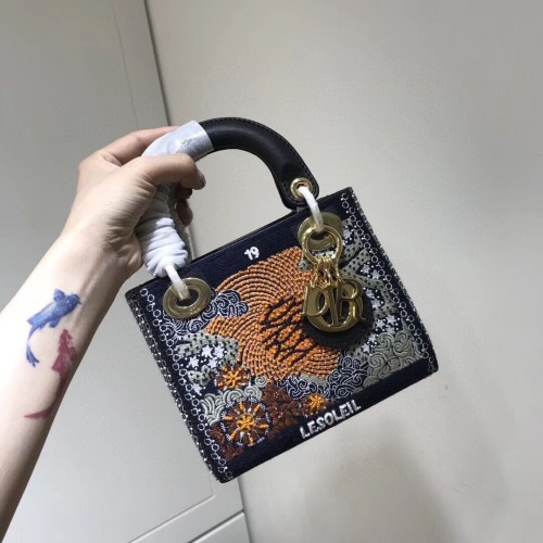 LADY DIOR pelle bovina ricamata AD0168-4