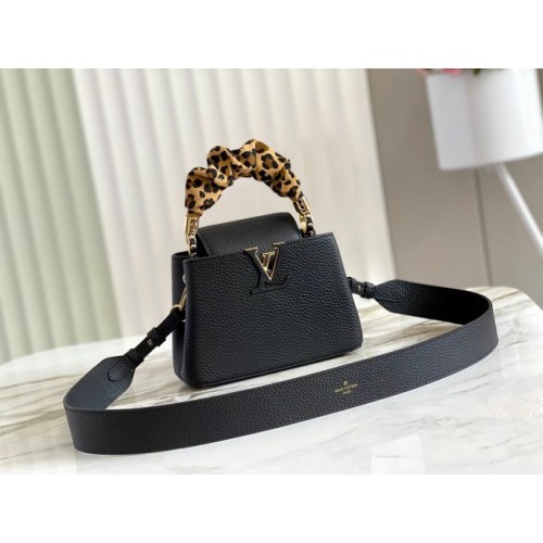 Louis Vuitton CAPUCINES MINI M58586 nero