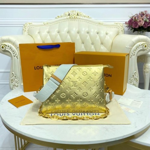 Louis Vuitton COUSSIN PM M57793 oro