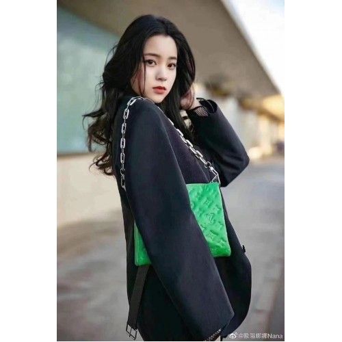 Louis Vuitton COUSSIN PM M57793 verde