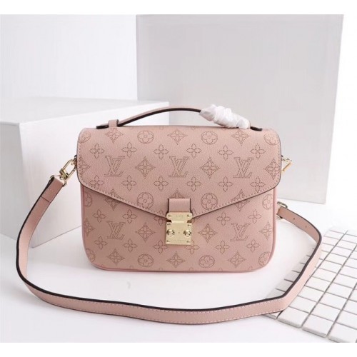 Louis Vuitton Mahina POCHETTE METIS M40780 in Pelle rosa
