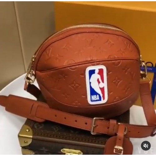 Borsa a tracolla Louis Vuitton NBA Ball in Basket M57974 Marrone