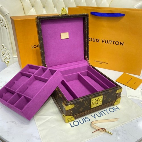 Louis Vuitton NICE PORTAGIOIELLI M44185 Viola
