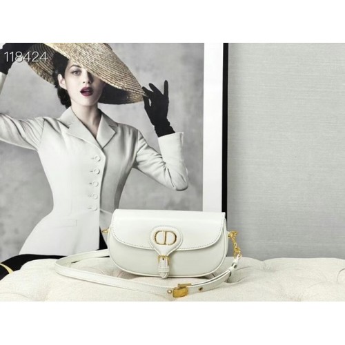 MEDIUM DIOR BOBBY BAG Warm Taupe Box Vitello M9327 bianco