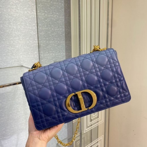 BORSA CARO DIOR MEDIA Pelle di vitello morbida Cannage C8618 blu