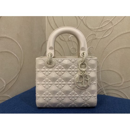 BORSA LADY DIOR MEDIA Pelle di vitello Cannage C2813 bianca