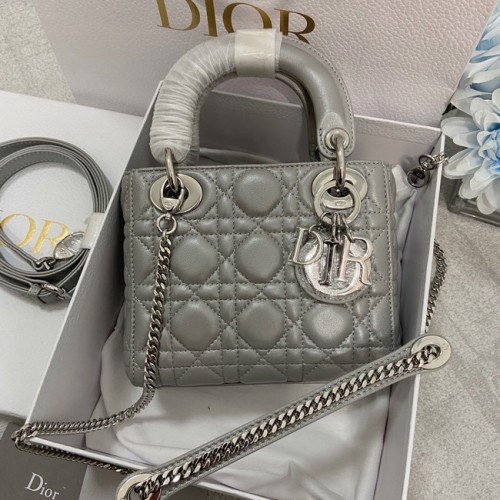 BORSA MINI LADY DIOR Pelle di vitello verniciata Cannage M0566OW grigio&argento