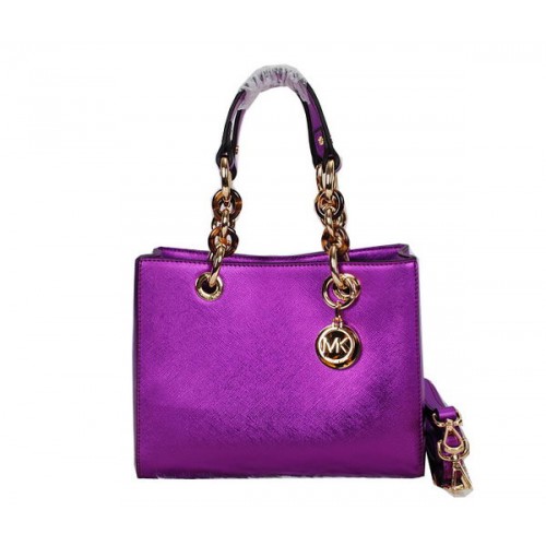 Borsa da viaggio Michael Kors Jet Set in pelle lucida MK0915 viola