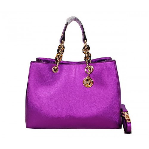 Borsa da viaggio Michael Kors Jet Set in pelle lucida MK0916 viola