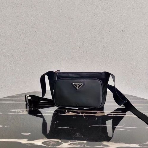 Mini borsa Prada in pelle spazzolata 2VD128 nera