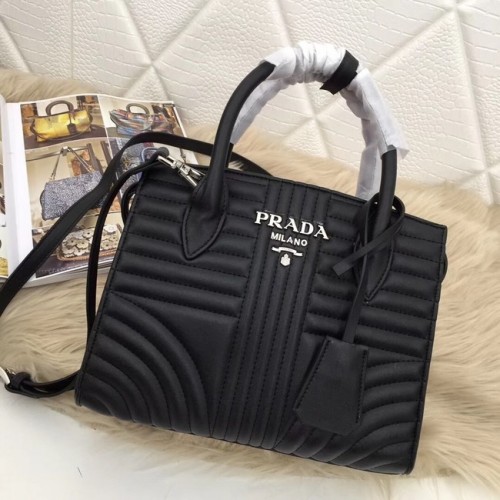 Prada Borsa in pelle di vitello 1BA045 nera
