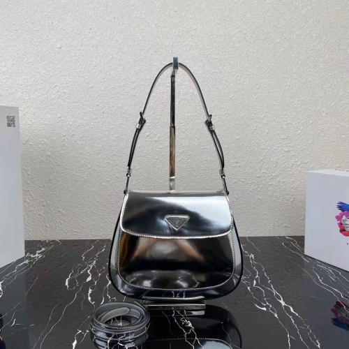 Prada Cleo borsa a spalla in pelle spazzolata con patta 1BH2755 argento