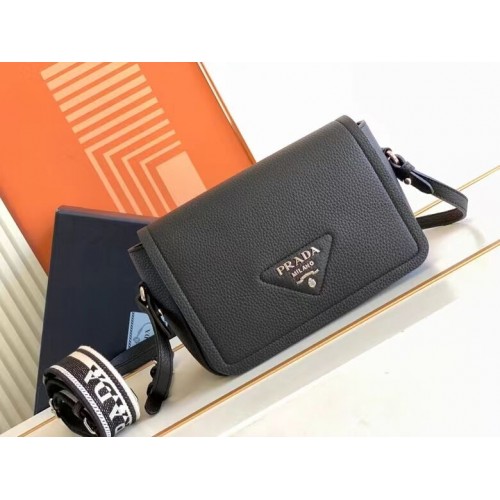 Prada Borsa in pelle con tracolla 1DB443 nera