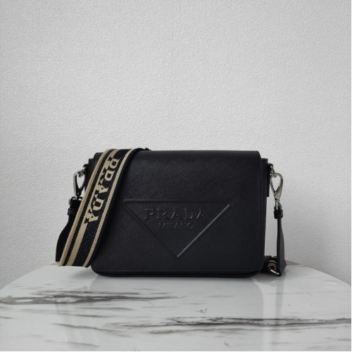 Prada Borsa in pelle con tracolla 2BV031 nera