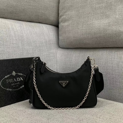 Prada Re-Edition 2005 borsa a tracolla in nylon 1BH204 nera