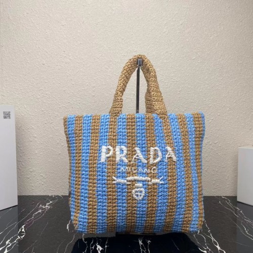 Borsa tote Prada in rafia 1NE229 celeste