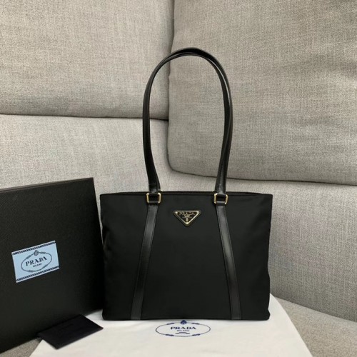 Borsa tote Prada Re-Edition 2000 in nylon 91743 nera
