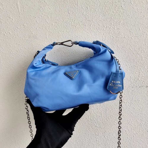 Prada Re-Edition 2005 borsa a tracolla in nylon 1BH172 blu